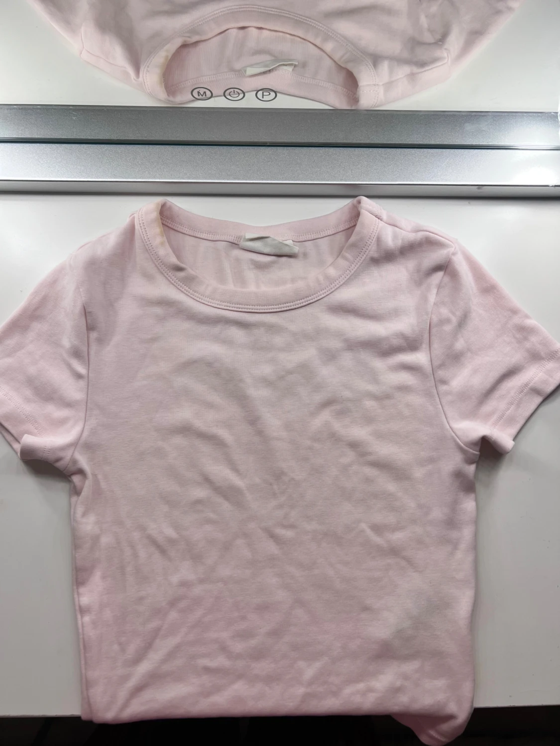 Ljusrosa  t-shirt  - 1