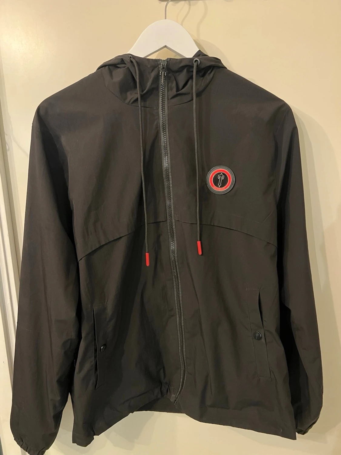 Svart vindjacka från Trapstar M