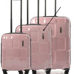 Rosa resväska från Epic - Säljer en snygg rosa resväska från Epic med glittrig finish och hårt skal. Väskan har fyra hjul, teleskophandtag och inbyggt TSA-lås. Perfekt storlek som kabinväska och riktigt smidig att rulla runt på resan. Mått: 66x46x25cm Nypris: 2599kr Använd under 2 resor, inköpt 2022.
