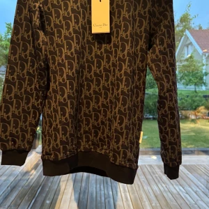 DD tröja  - Säljer min DD tröja har aldrig använt 