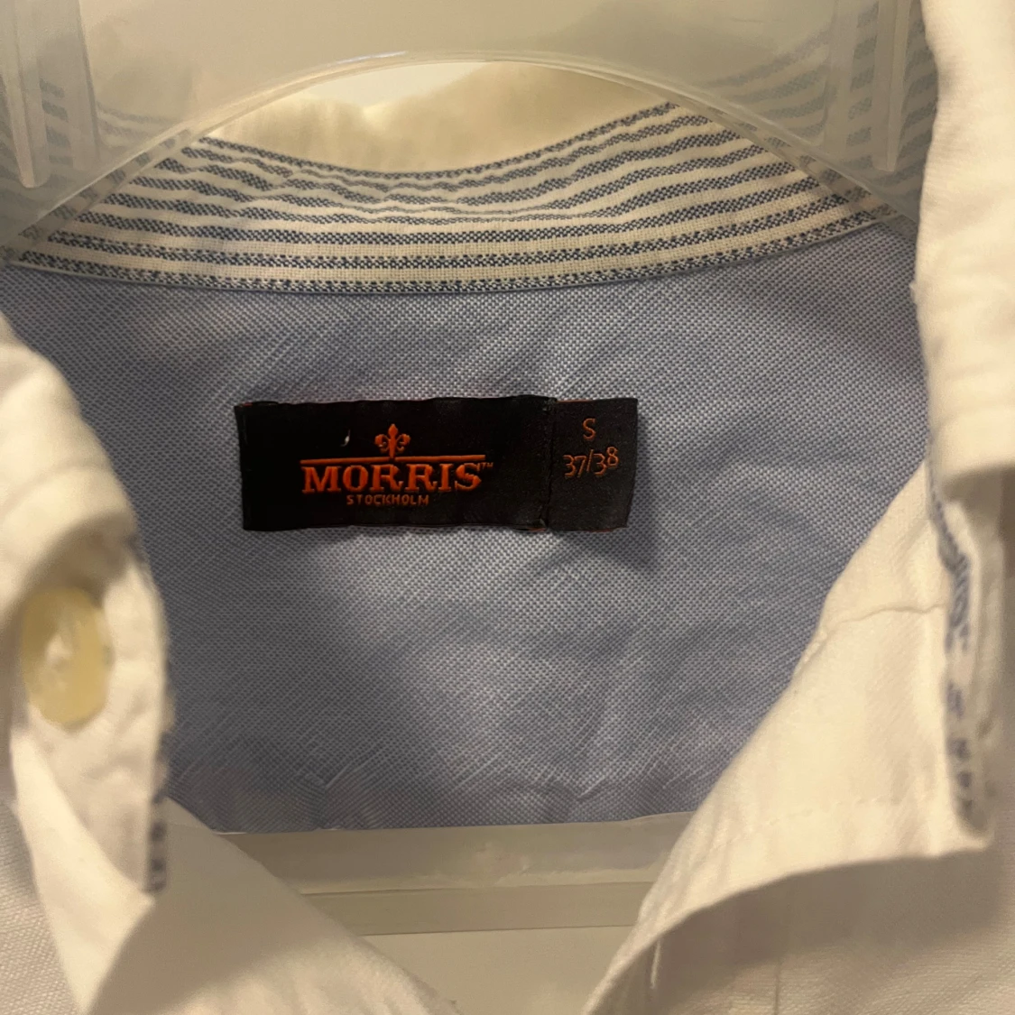 Vit buttondown skjorta ifrån Morris - 2