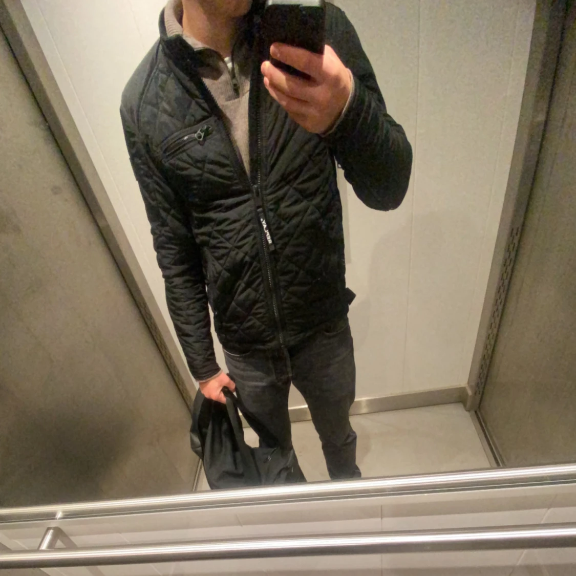 Svart jacka från REPLAY