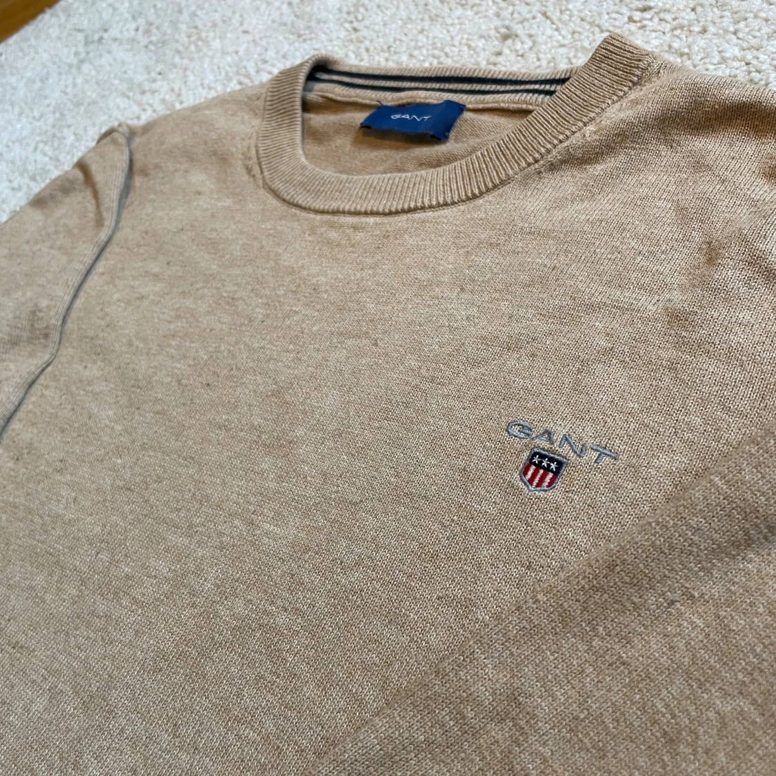 Beige bomullströja från GANT - 1