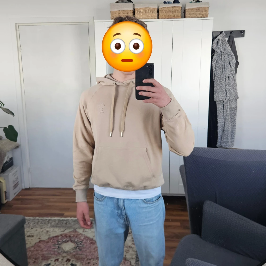 Beige hoodie från AMI Paris - 4