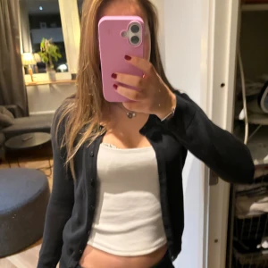 Svart kofta  - Super fin Ambjörn Max 5 gånger