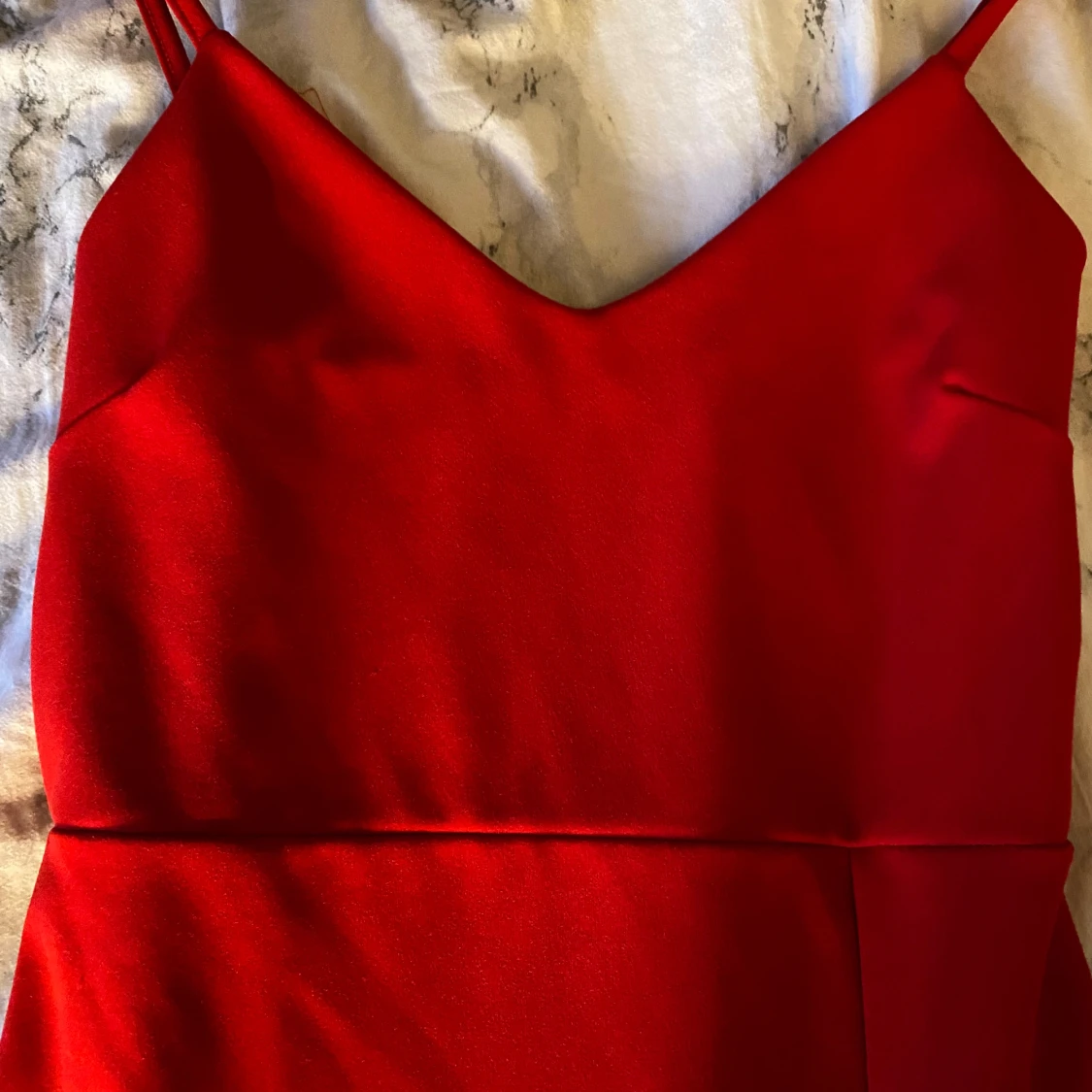 Röd långklänning med volang - 3