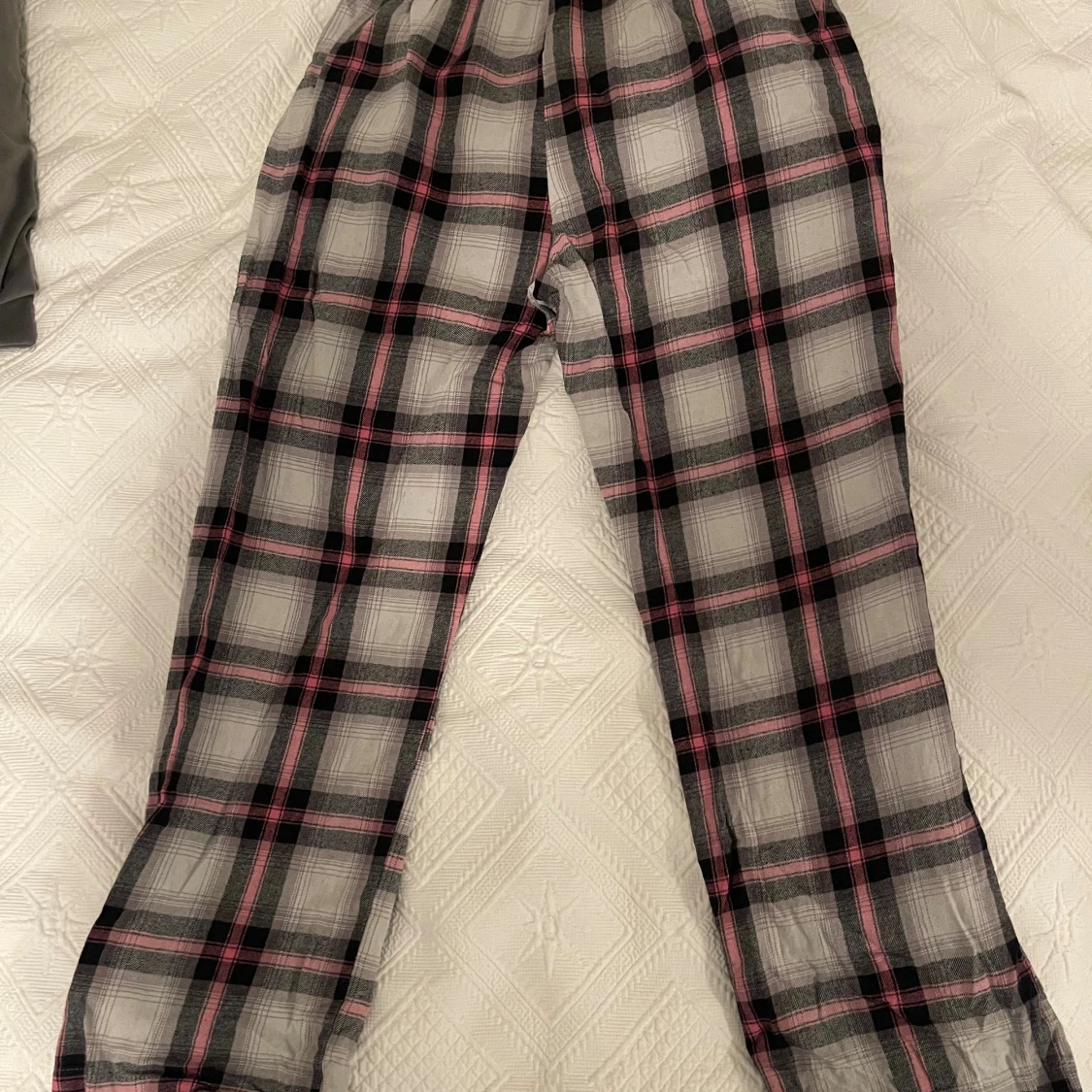 Rutiga pyjamasbyxor  - 1