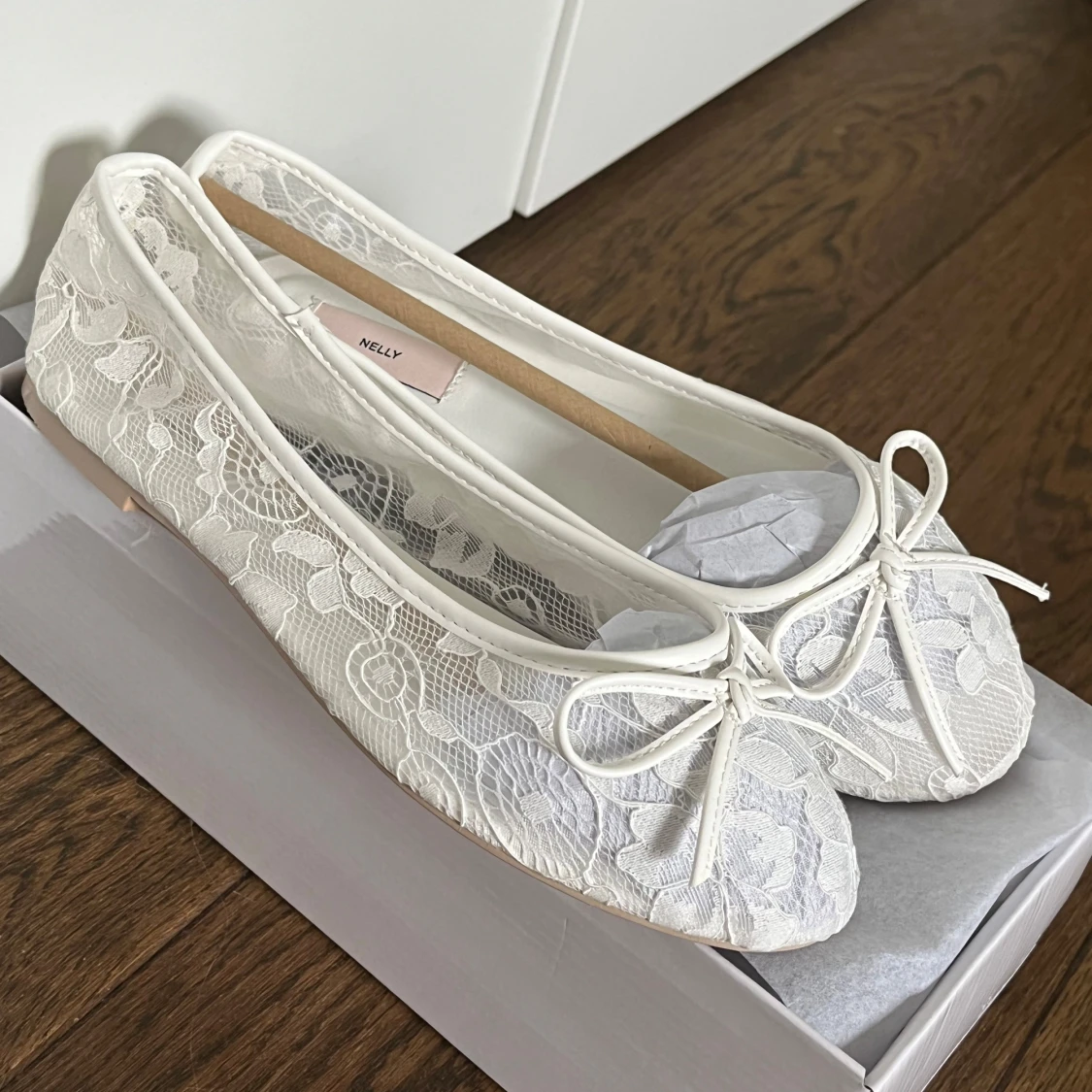 Nya oanvända Ballerinaskor Nelly i storlek 38 - 1