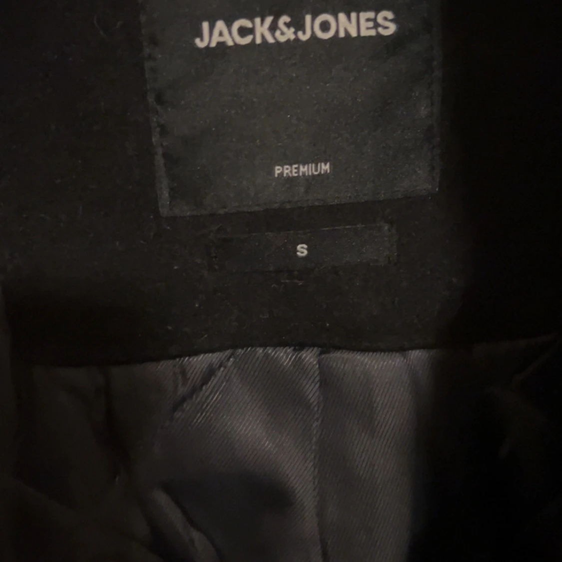 Svart rock från Jack & Jones, storlek S - 2