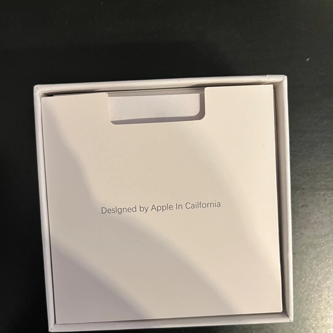 AirPods Pro (2nd generation) with MagSafe Charging Case (USB-C) - 4