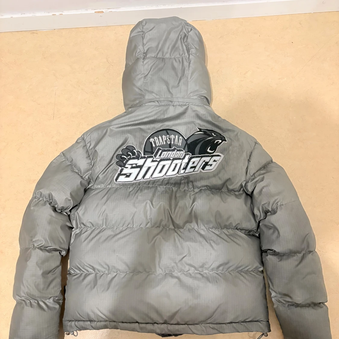 Grå Trapstar pufferjacka London Shooters - 1