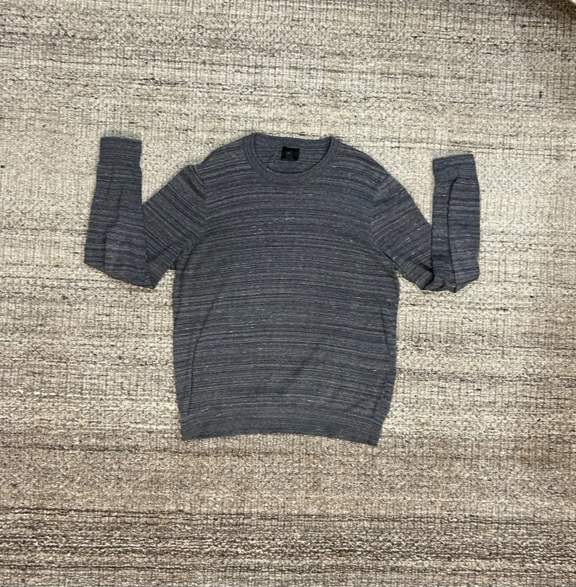 Grå randig stickad tröja H&M