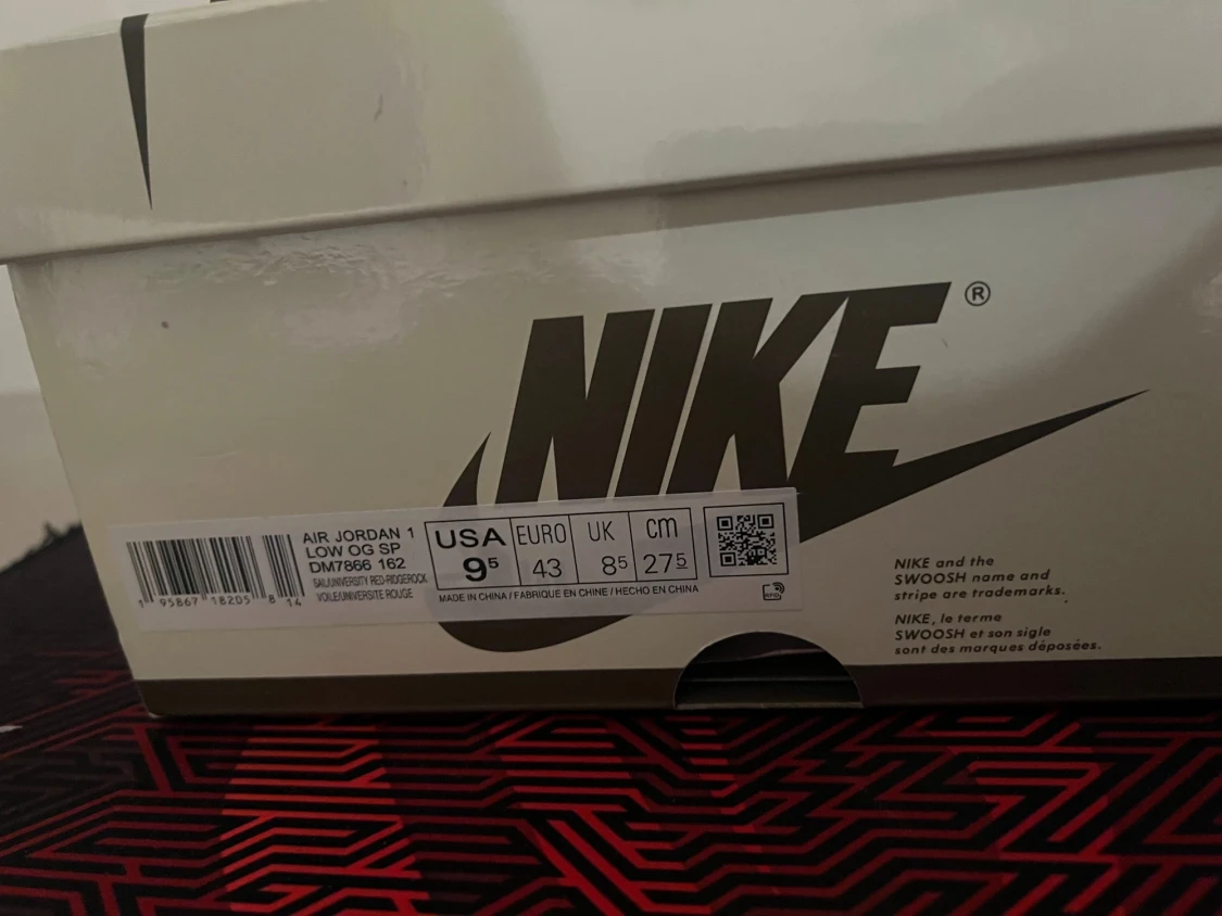 Nike Air Jordan 1 Low OG Travis Scott - 1