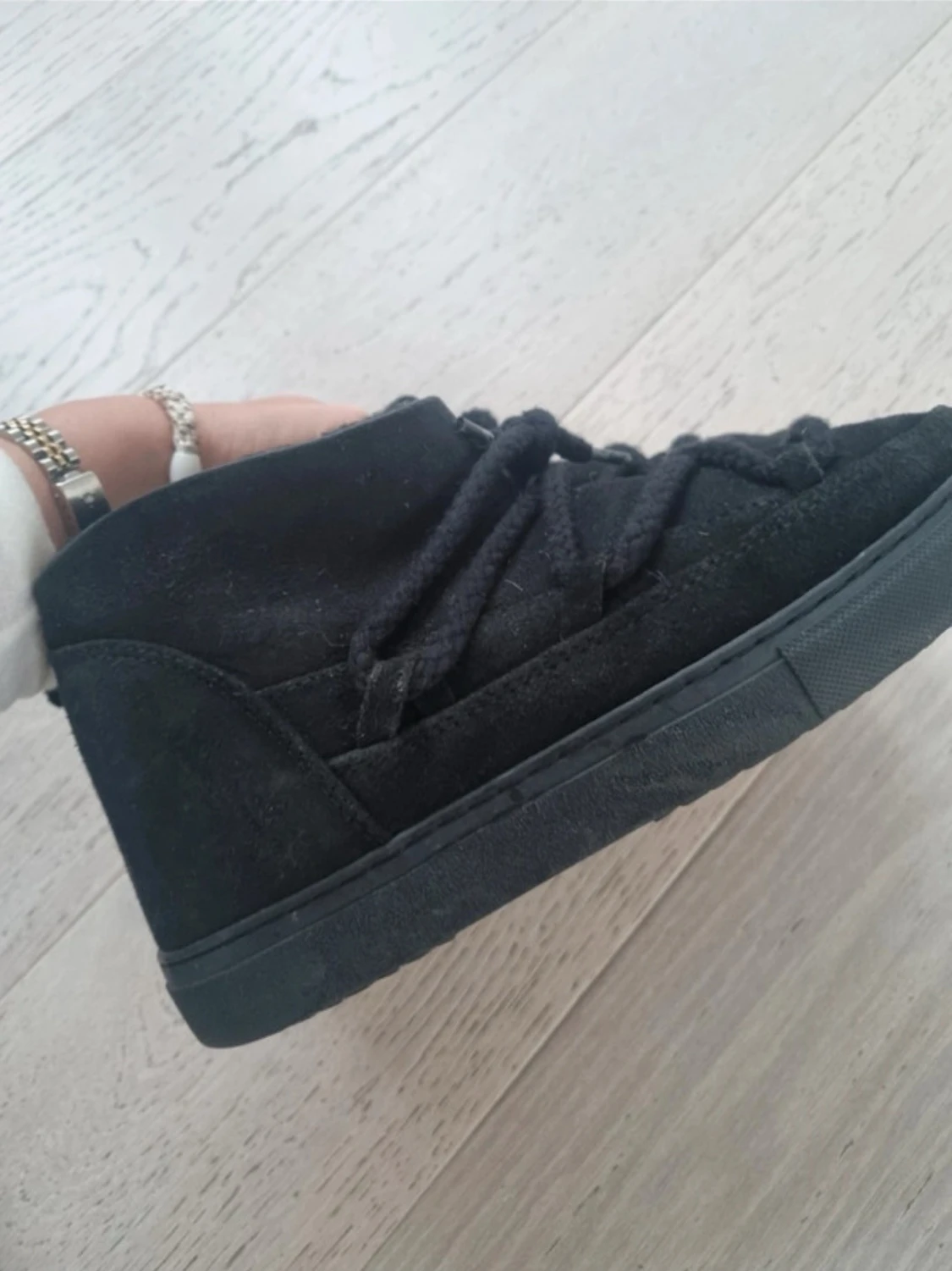 Svarta Inuikii boots i mocka - 1