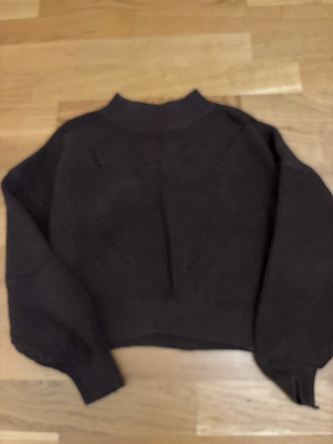 Brun stickad tröja från H&M