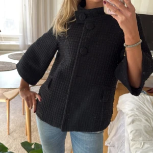 Trekvartsjacka - Såå fin trekvartsjacka från Only! Storlek M