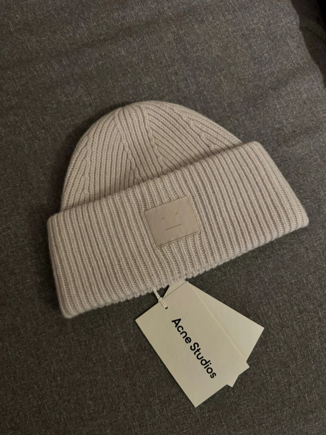 Vit/beige  stickad mössa Acne Studios - 1