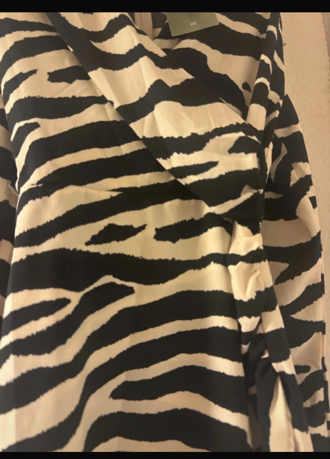 Zebramönstrad omlottklänning H&M - 1