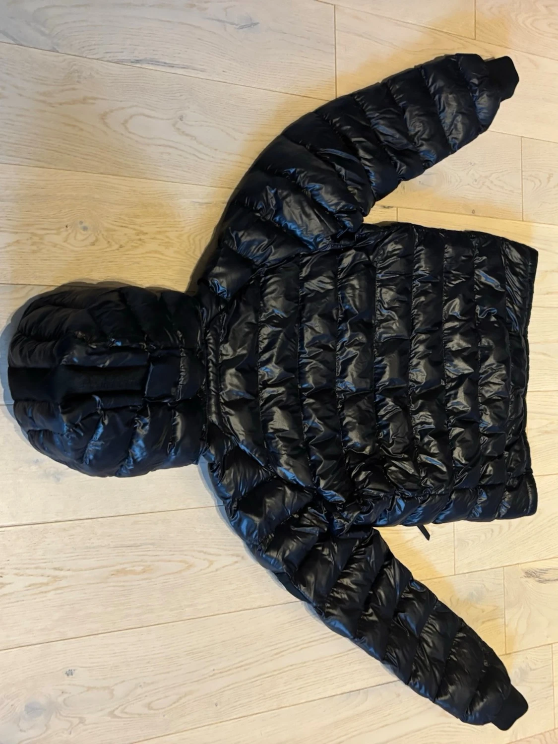 Svart dunjacka Peak Performance - 8