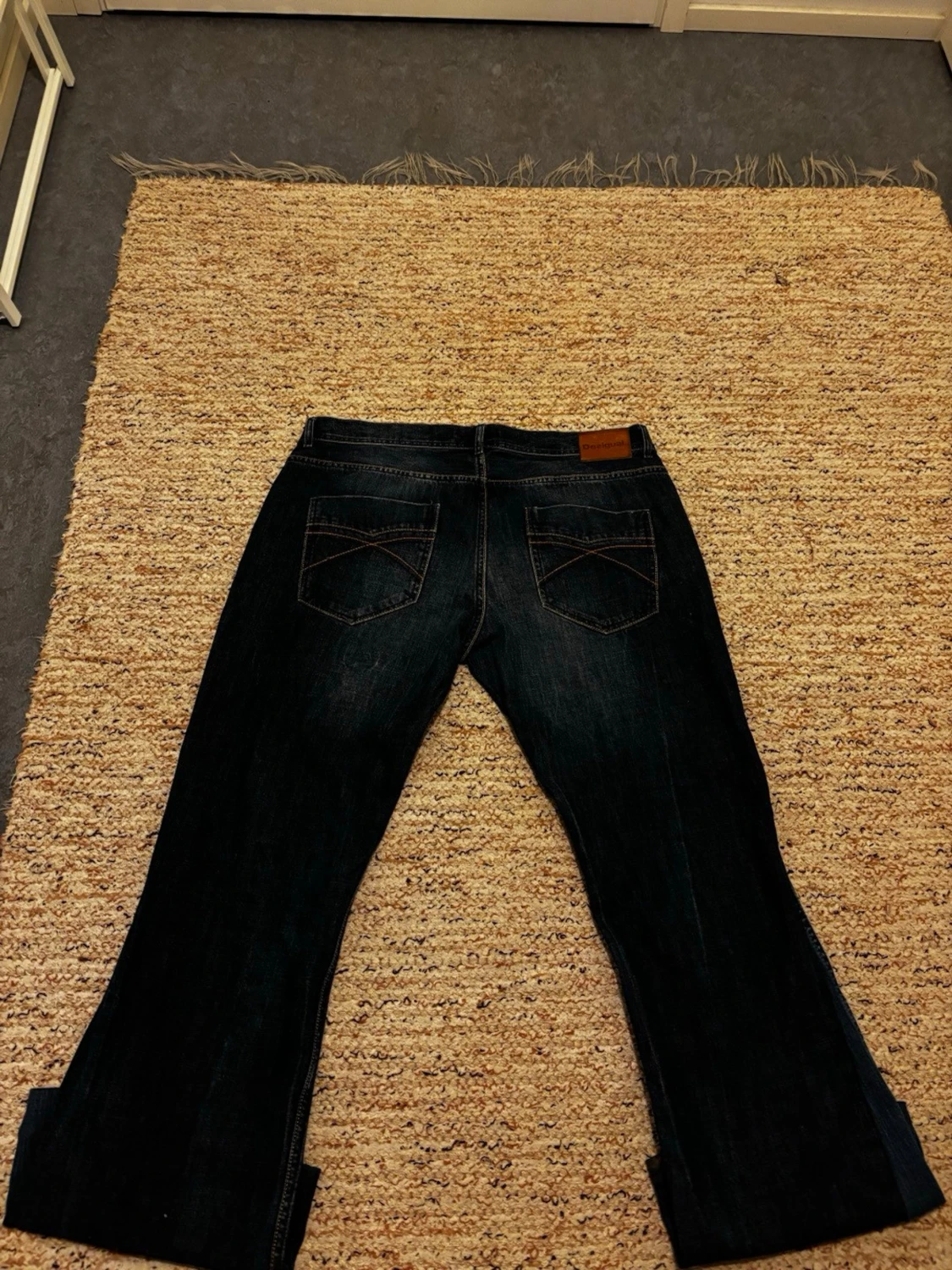 Desigual mörkblå bootcut jeans strl 38 - 3