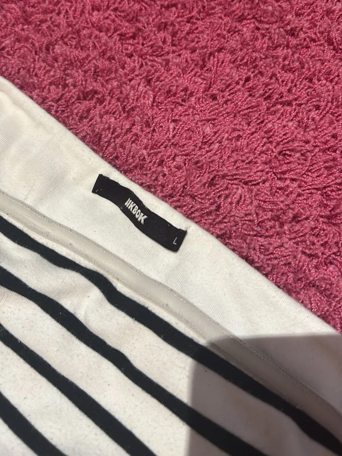 Randig kortkjol från BikBok - 1