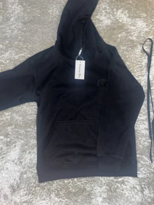 Hoodie - Koftan sitter inte som standard S utan mer XS. Oanvänd