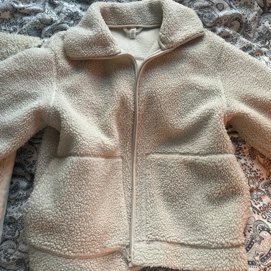 Beige teddyjacka från H&M, storlek M - 1