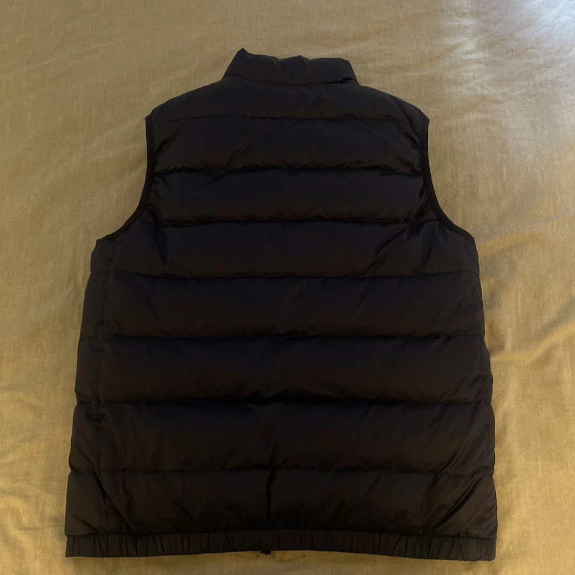 Mörkblå dunväst från Ralph Lauren - 1