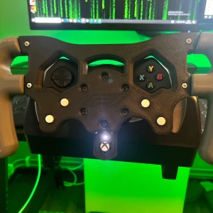 G920,g923,g29 Racing Wheel Controller - Robust Xbox racing wheel controller med tydliga X, Y, A, B-knappar och styrkors. Perfekt för racing- och bilspel, kompatibel med xbox,PlayStation och pc. Passar både nybörjare och entusiaster.