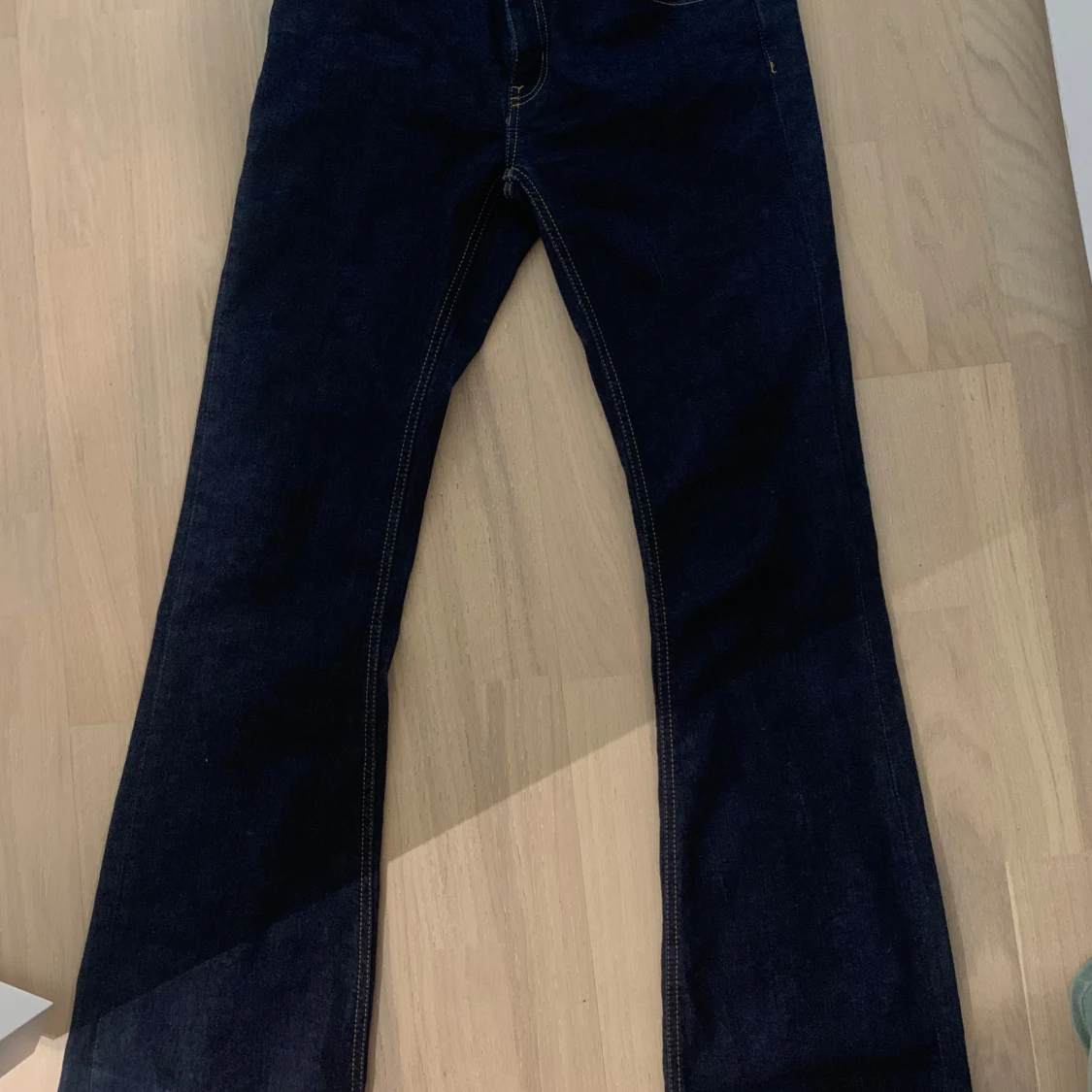 Mörkblå bootcut jeans - 2