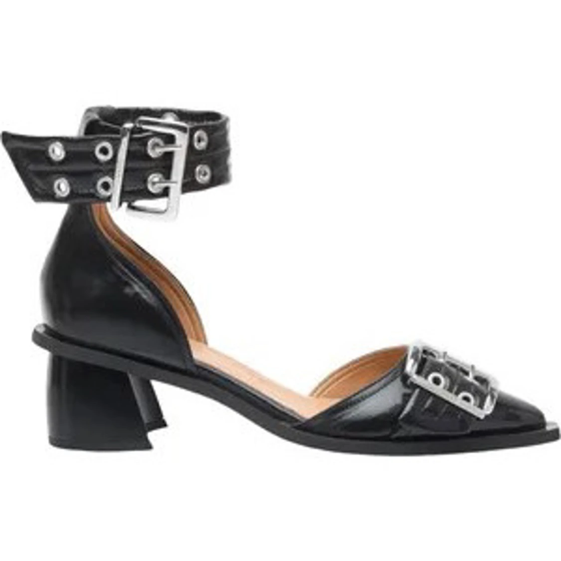 Ganni pumps med stora spännen