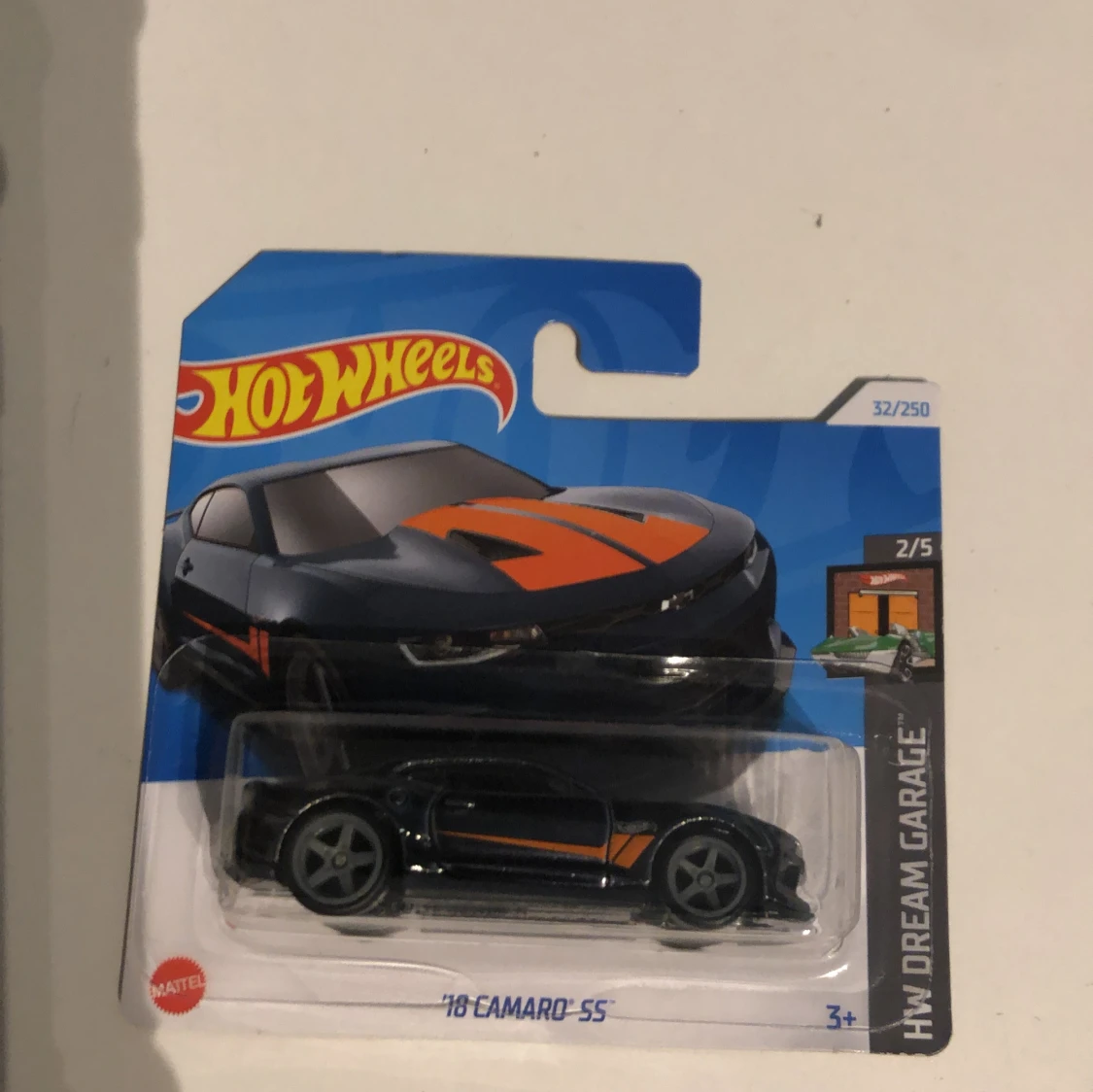Hot Wheels '18 Camaro SS HW Dream Garage