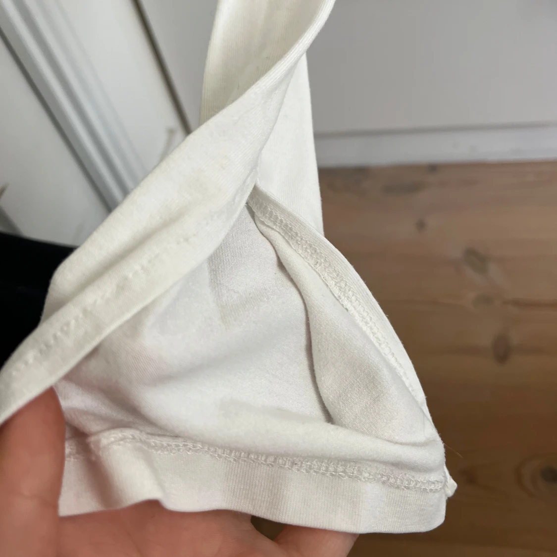 Vit långärmad topp från Gina Tricot - 1