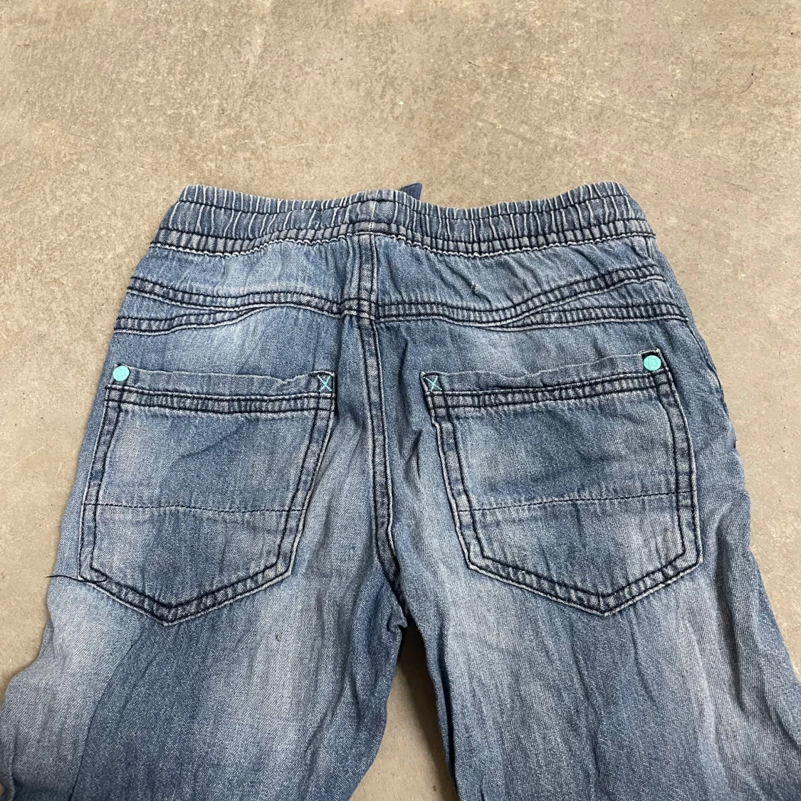 Loose jeansbyxor från Lindex - 4