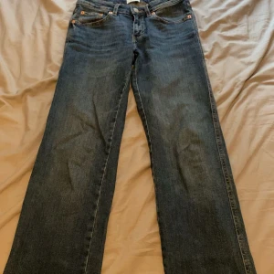 90’s boot jeans - Low waist bootcut jeans från lager 157. Säljer dom eftersom dom är för små för mig. Storlek XS och full längd.