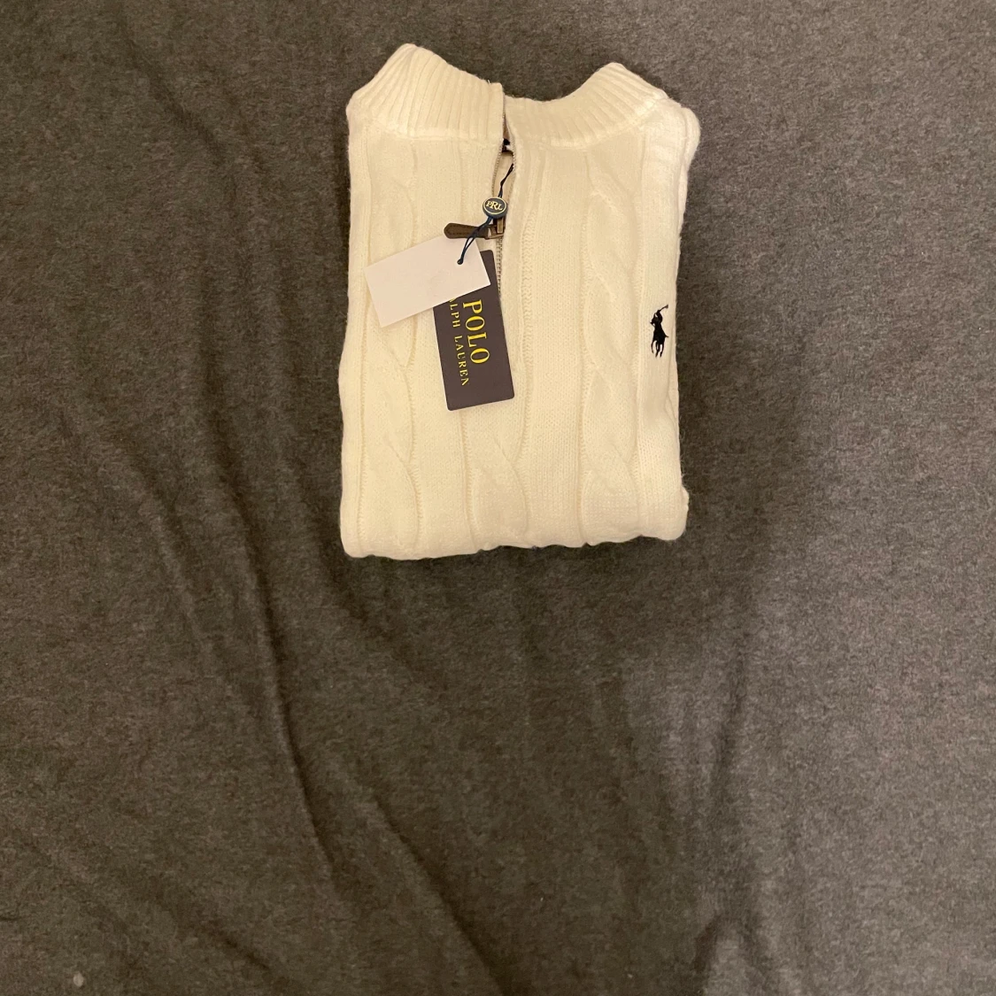 Vit stickad polotröja från Polo Ralph Lauren - 2