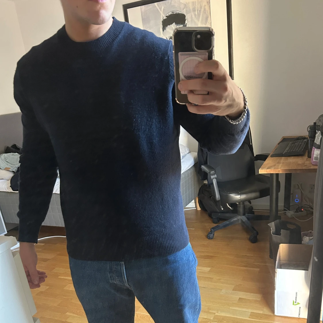 Mörkblå stickad tröja Massimo Dutti