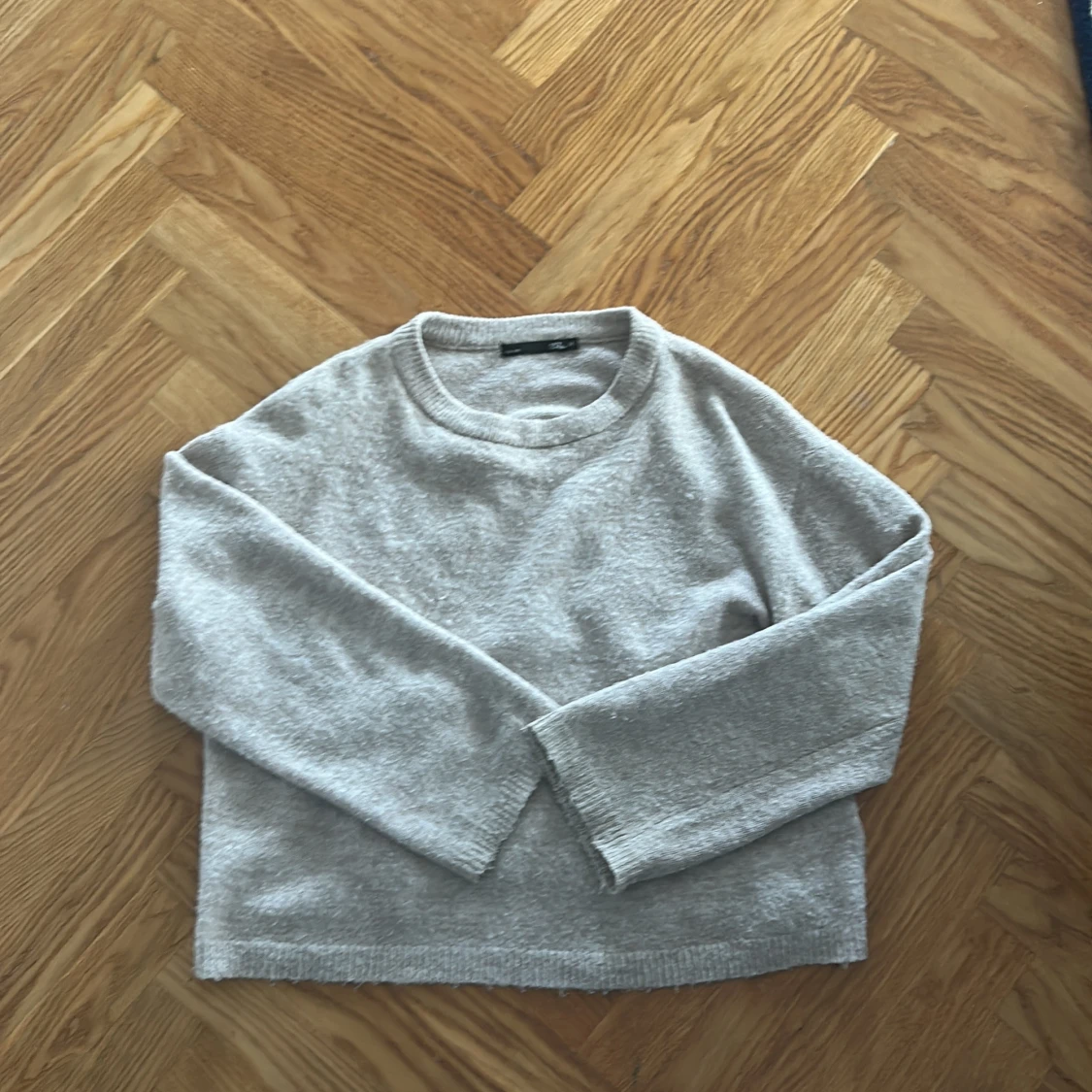 Beige stickad tröja från 157
