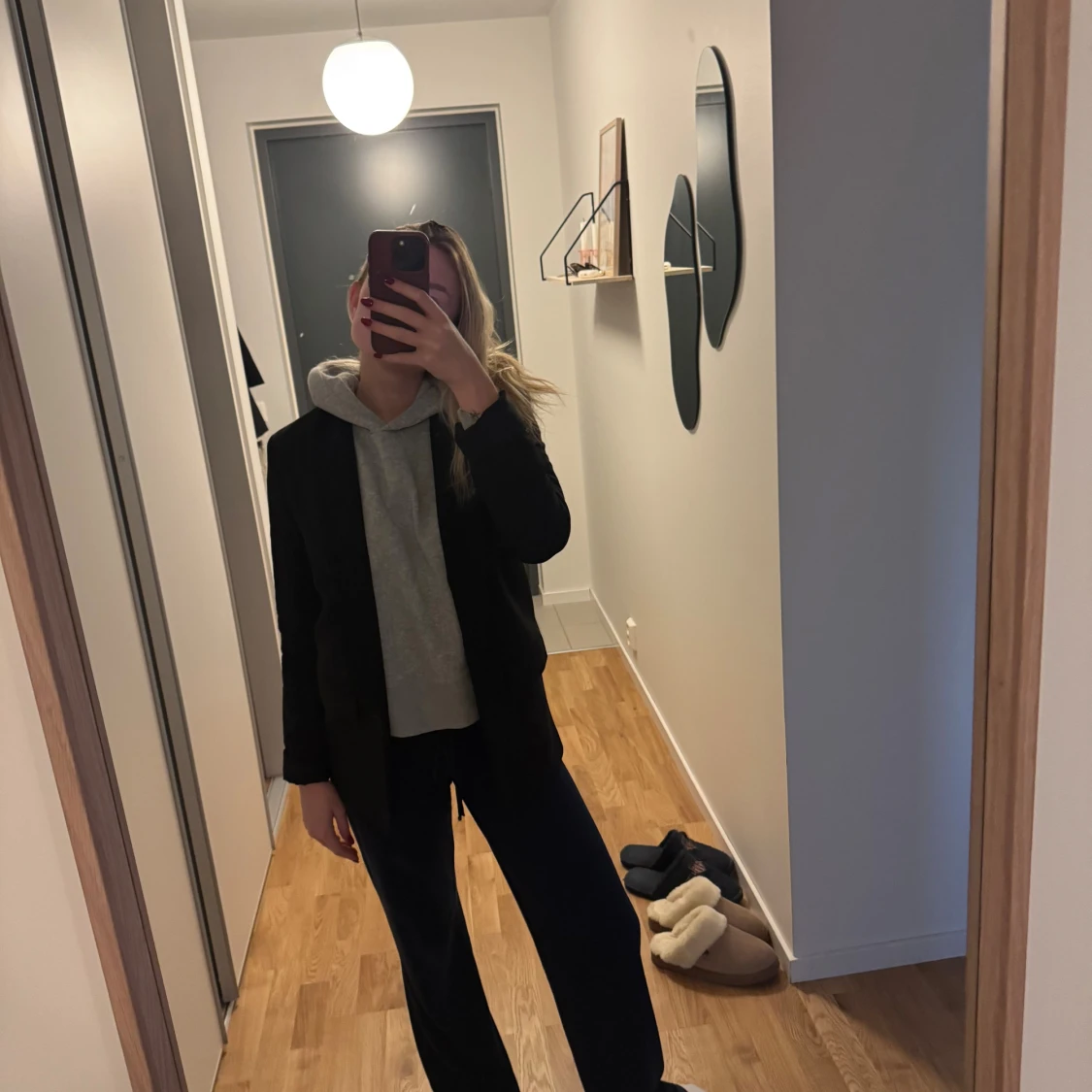 Svart kavaj med klassisk passform - 1