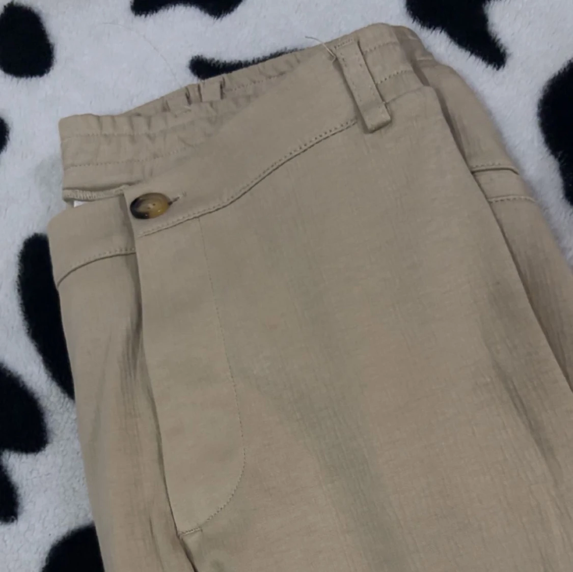 Beige chinos med elastisk midja - 1