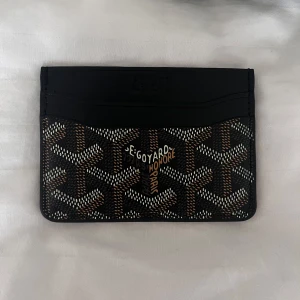 Plånbok herr  - Hej säljer denna oanvända plånboken.