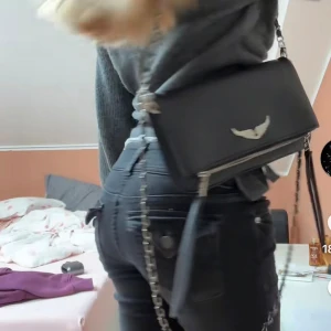 Low waist bootcut jeans  - Säljer mina jeans från lager 157. Superfina och jätte bra skick. Storlek XS full lenght❤️