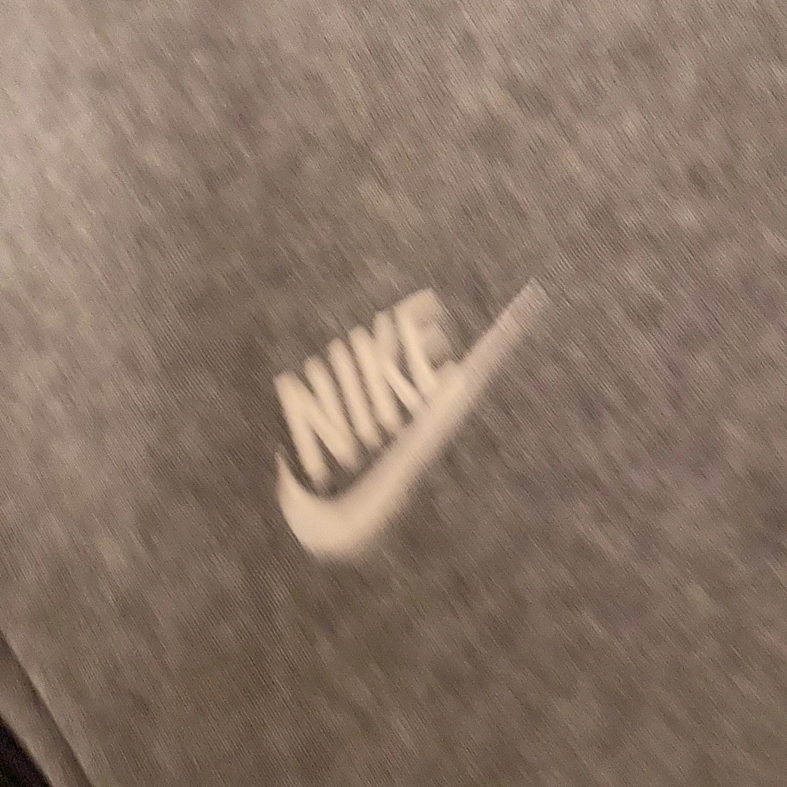 Grå Nike hoodie med dragkedja XL - 1