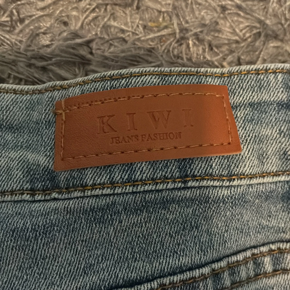 Blå jeansshorts från KIWI, strl M - 2
