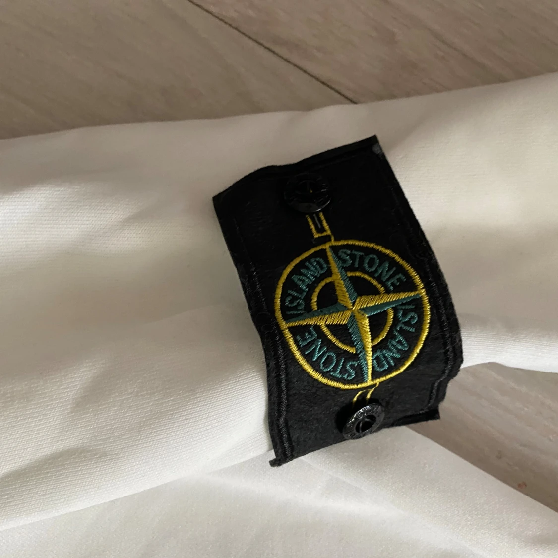 Vit hoodie från Stone Island - 2