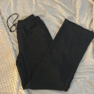 Madlady byxa - Byxa från madlady, storlek S, knappt använda