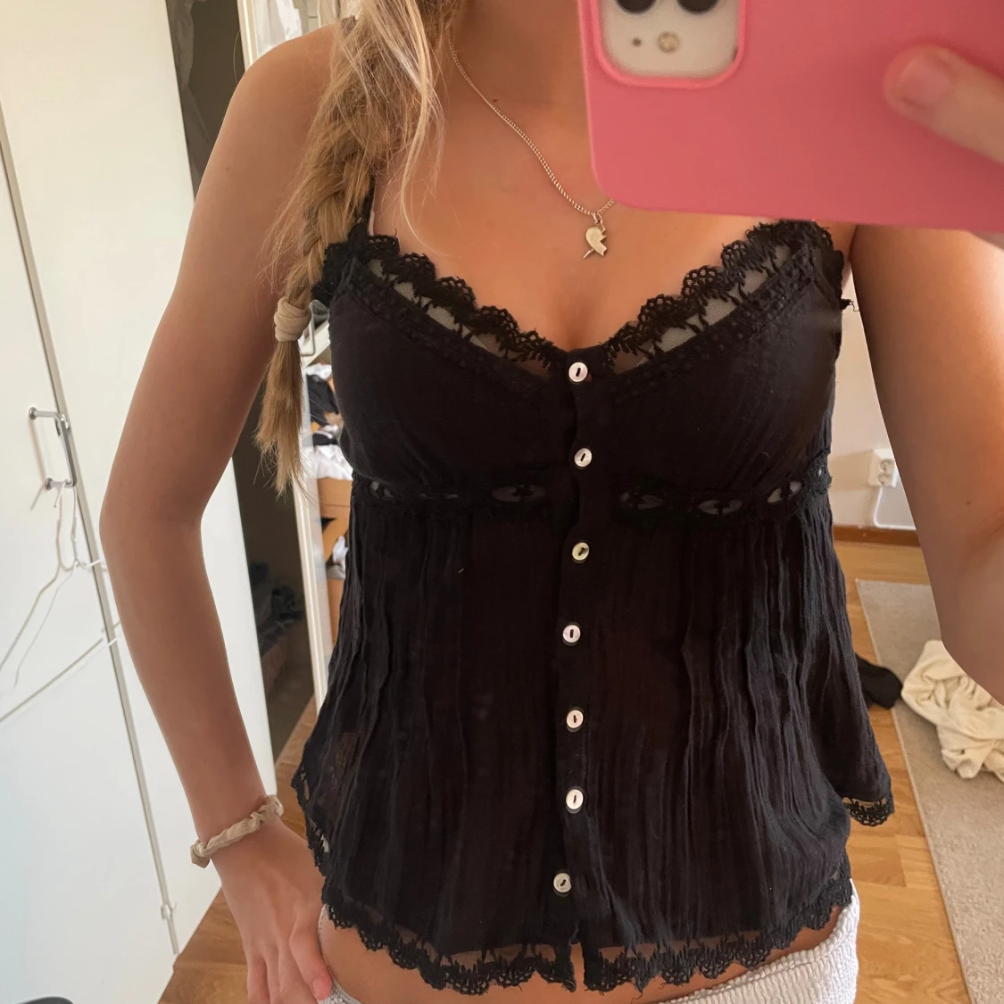 Svart spetslinnetopp från Zara