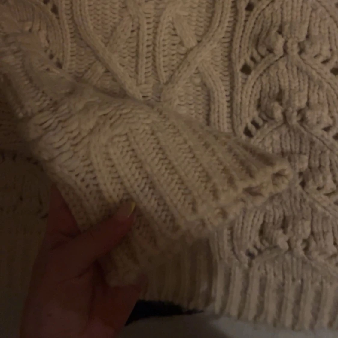 FINSTICKAD POLOTRÖJA - 92