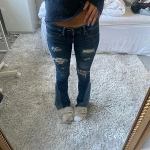 Hollister jeans - Jätte snygga jeans som tyvärr inte passar💗