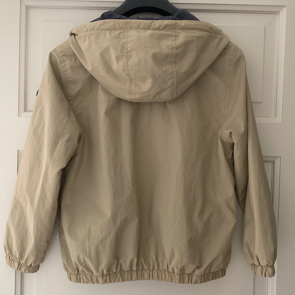 Beige vindjacka med huva från Zara för barn/pojke - 1